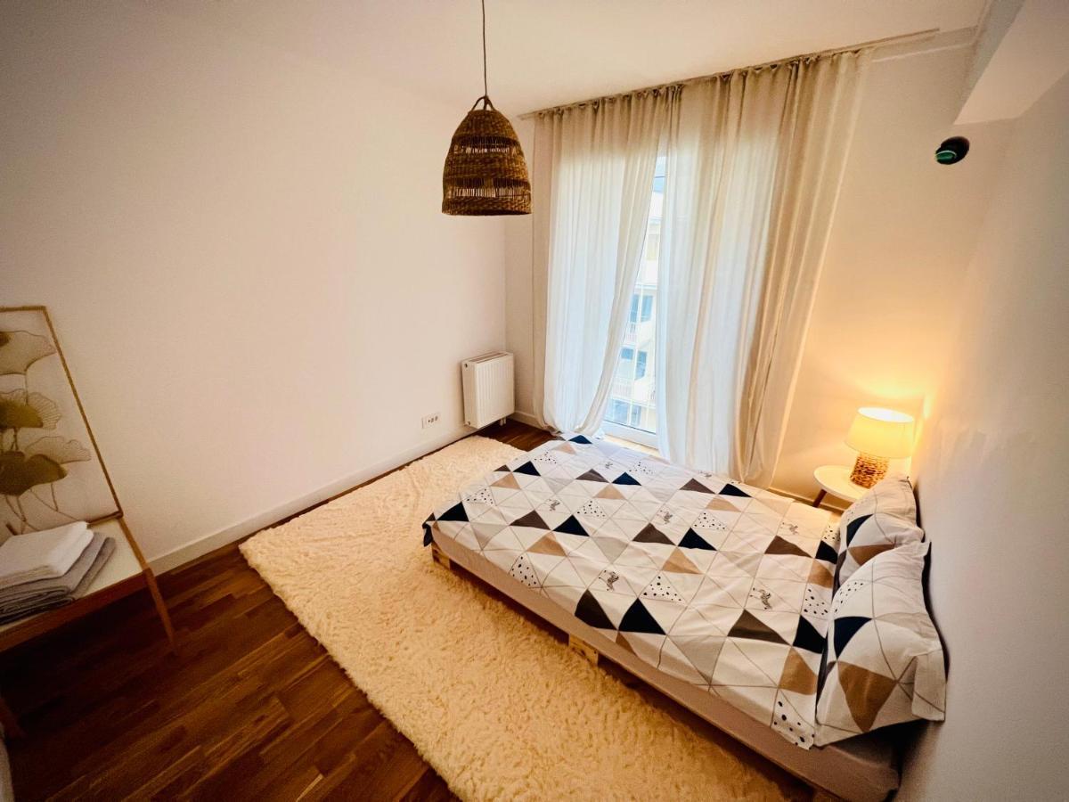 Exquisite - Two Bedroom Apartment 布加勒斯特 外观 照片