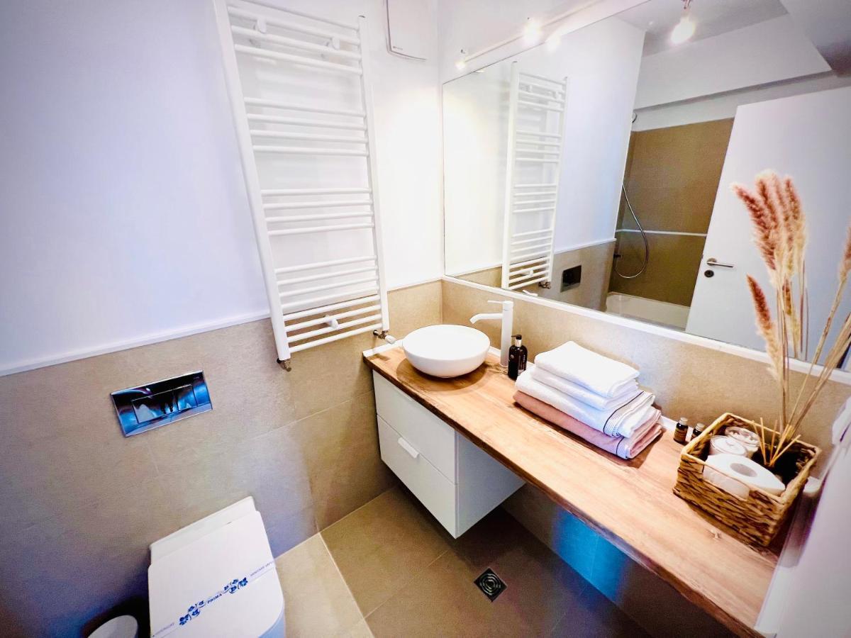Exquisite - Two Bedroom Apartment 布加勒斯特 外观 照片